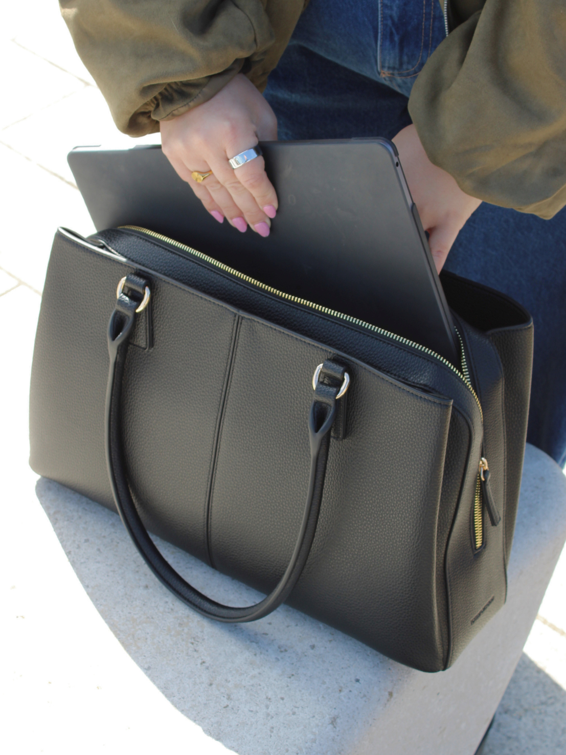 TRIPLE COMPARTMENT TOTE