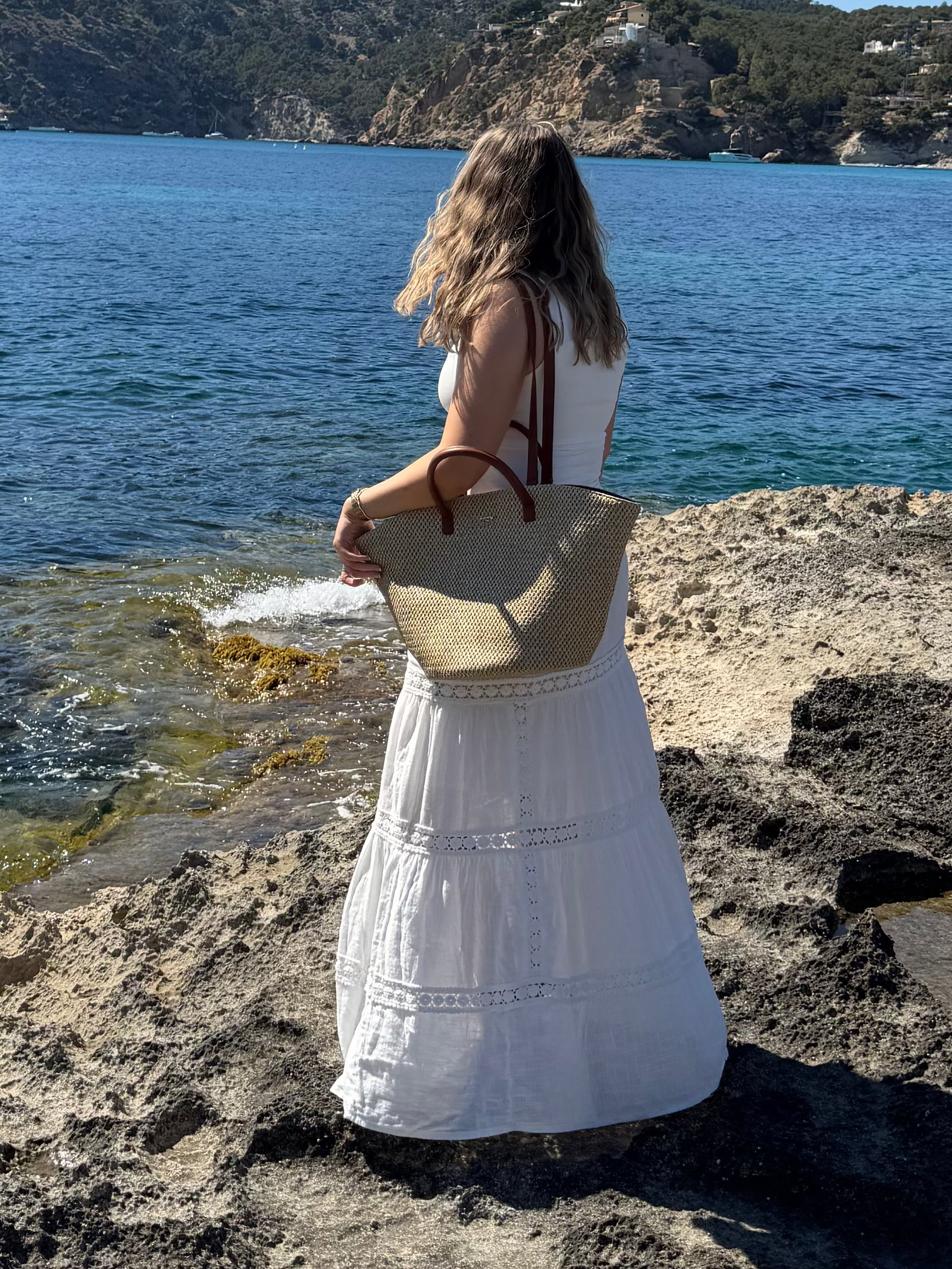 RAFFIA TOTE