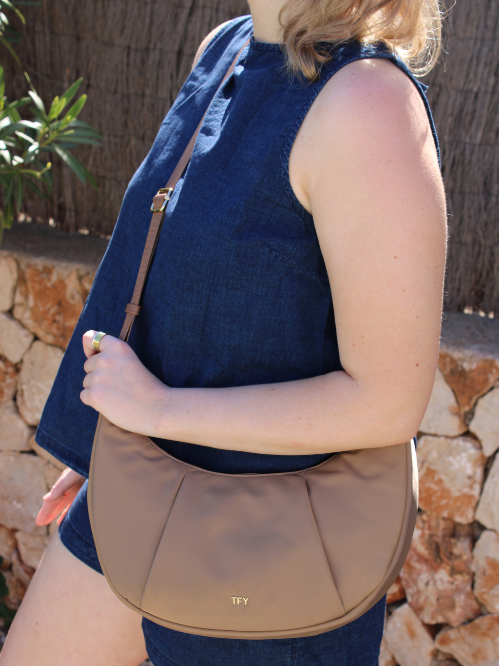 ALBA CURVE BAG